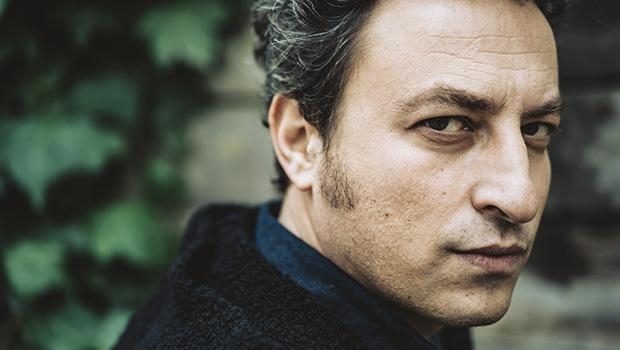 Onur Saylak: ''Evlendikten sonra da aşkı bırakmamalısın!''