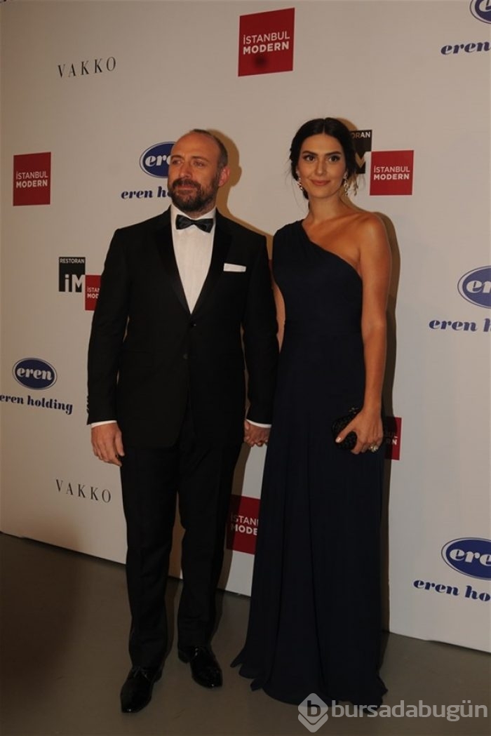 "Gala Modern"e ünlü akını!