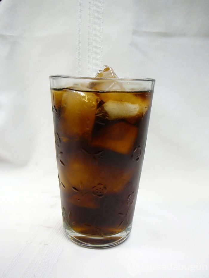 Günde 4 litre çay içince