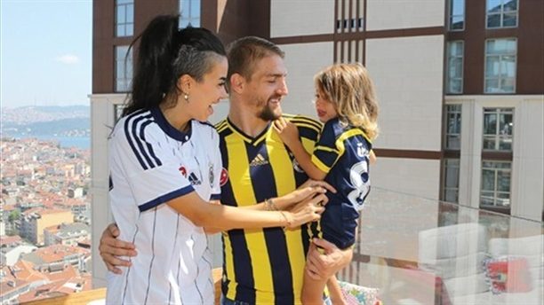 Asena Erkin ayrılık iddialarına son noktayı koydu!