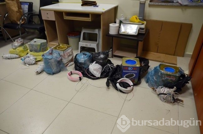 Düdüklü tencere içerisinde bomba ele geçirildi