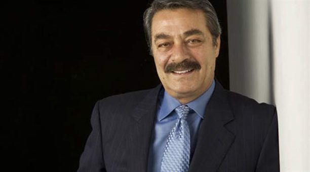 Aklı fikri Kadir İnanır'da