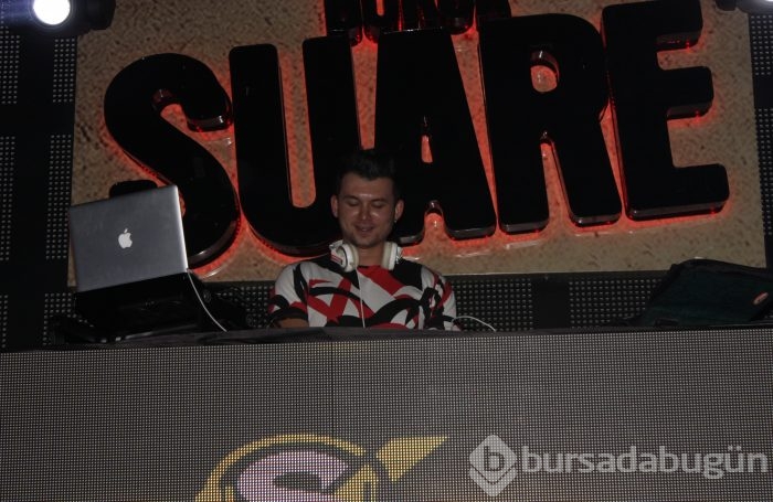 Balkan Party'de dansçılar büyüledi