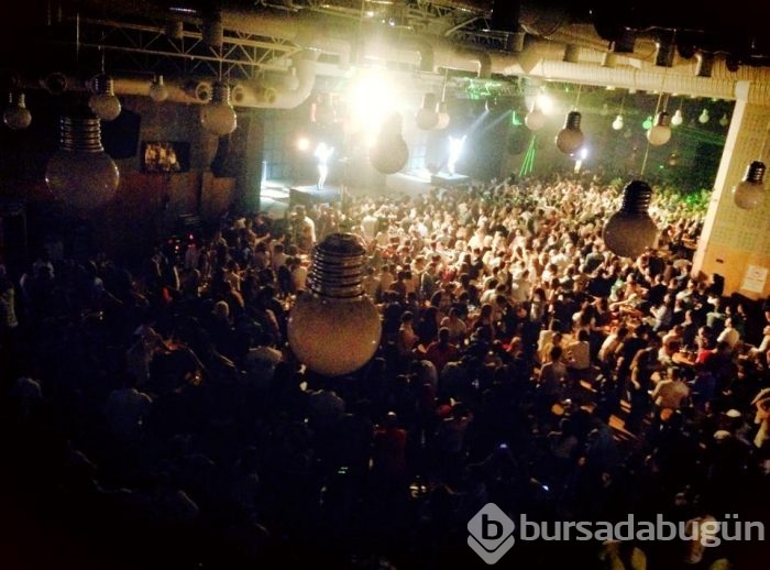 Balkan Party'de dansçılar büyüledi