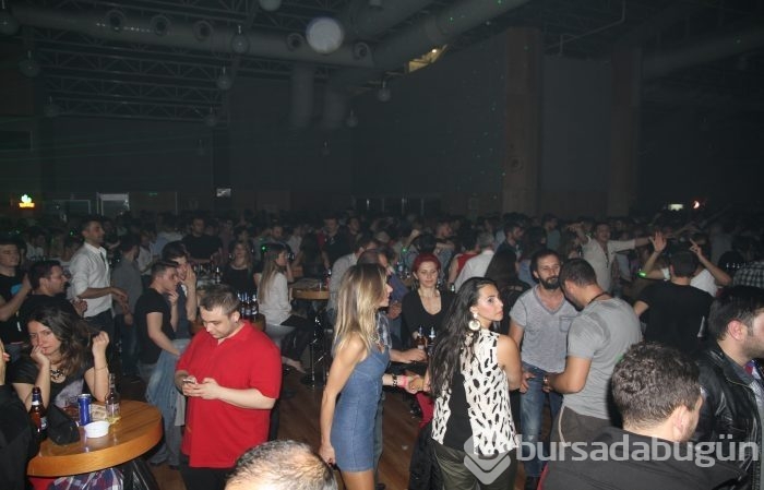 Balkan Party'de dansçılar büyüledi