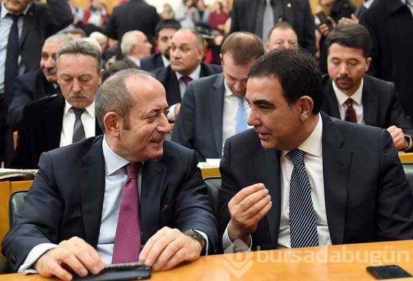 Suruç'ta ölenlerin aileleri CHP grup toplantısında