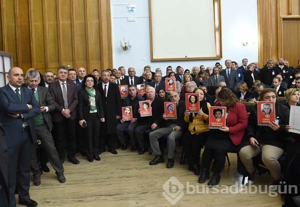Suruç'ta ölenlerin aileleri CHP grup toplantısında
