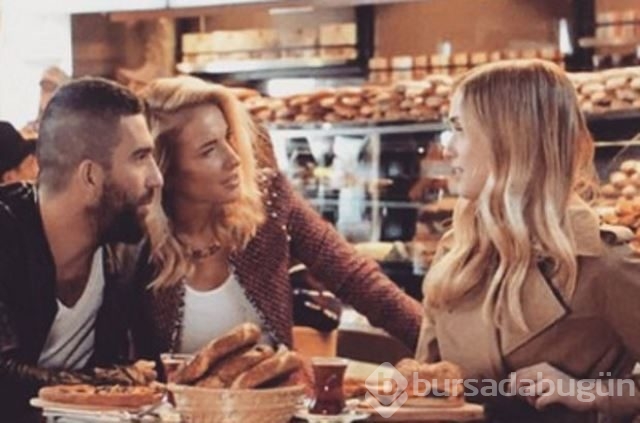 Arda Turan, Burcu Esmersoy'u Instagram'dan sildi