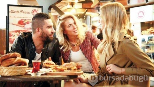 Arda Turan, Burcu Esmersoy'u Instagram'dan sildi