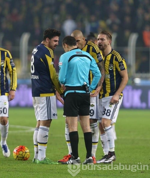 Çıldırdı! Zorla kart görmek istiyorsun galiba!