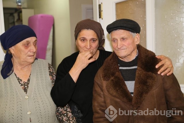 Sürgün edilen aile yıllar sonra bir araya geldi
