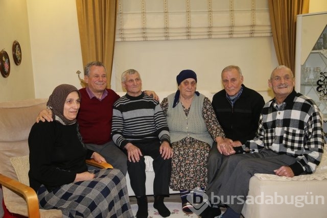 Sürgün edilen aile yıllar sonra bir araya geldi