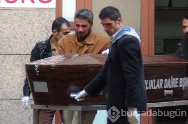 4 evladının cansız bedenini morgtan aldı