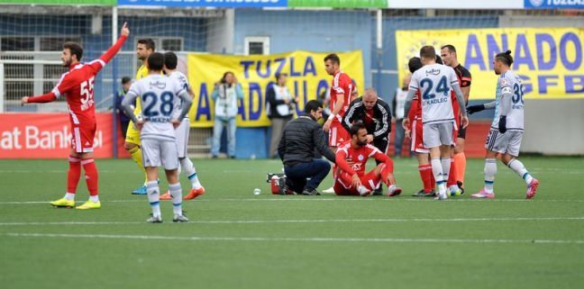 Fenerbahçe Pendik'i gördü Tuzla'ya izin vermedi 