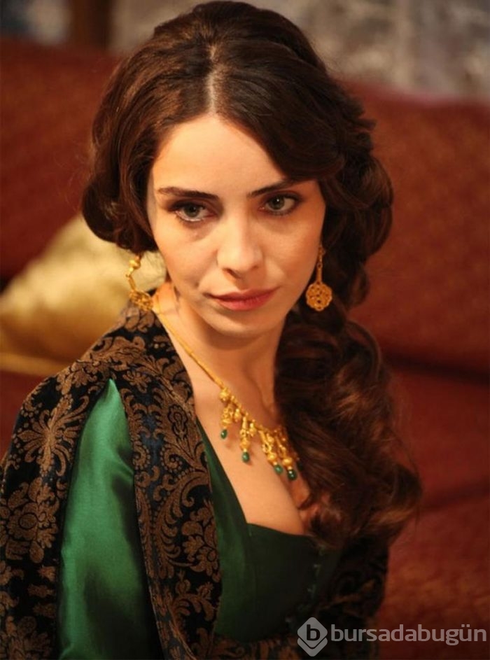 Diziyi bırakıyor