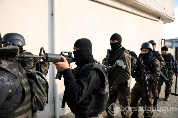 Cizre ve Silopi'de süren operasyonlar böyle görüntülendi!	