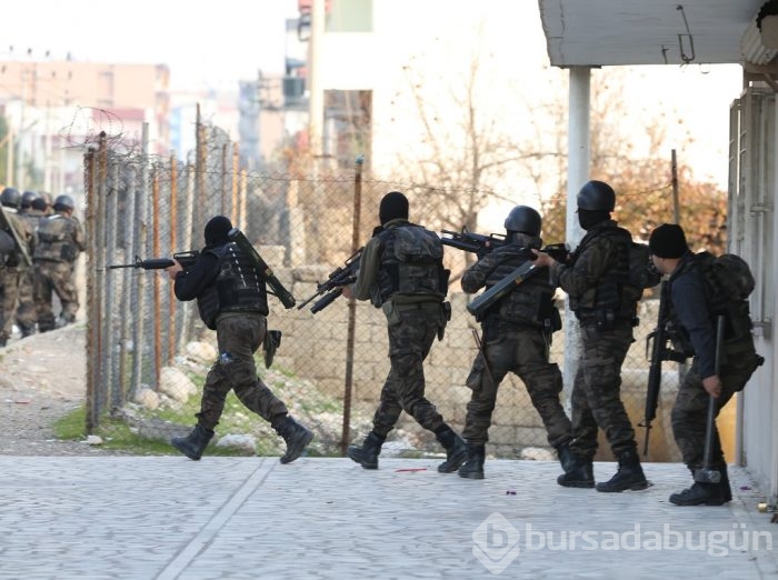 Cizre ve Silopi'de süren operasyonlar böyle görüntülendi!	