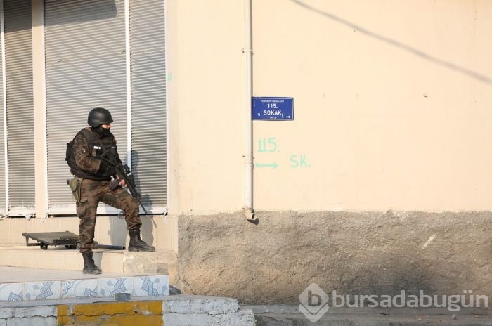 Cizre ve Silopi'de süren operasyonlar böyle görüntülendi!	