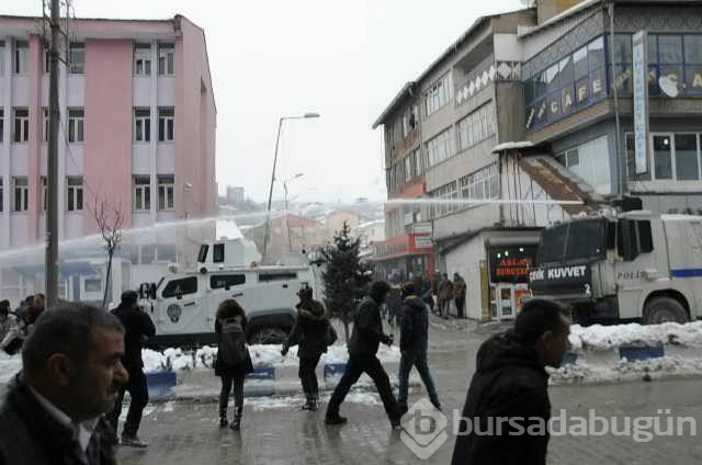 Hakkari'de izinsiz gösteriye müdahale edildi!	