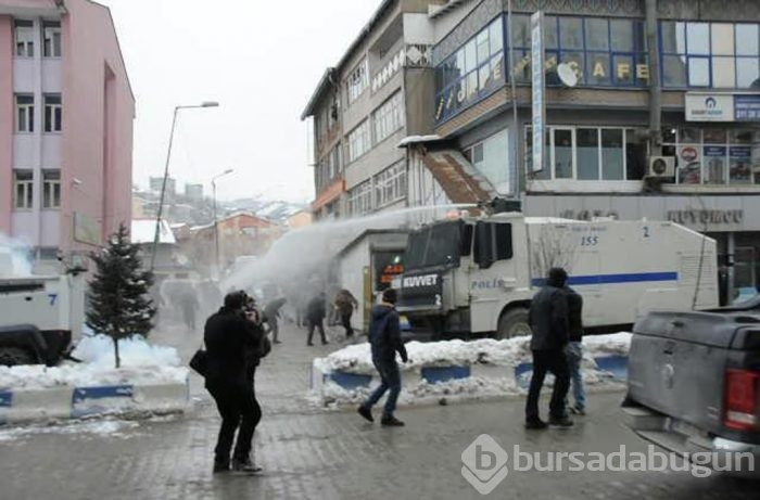 Hakkari'de izinsiz gösteriye müdahale edildi!	