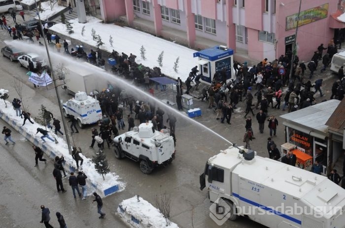 Hakkari'de izinsiz gösteriye müdahale edildi!	