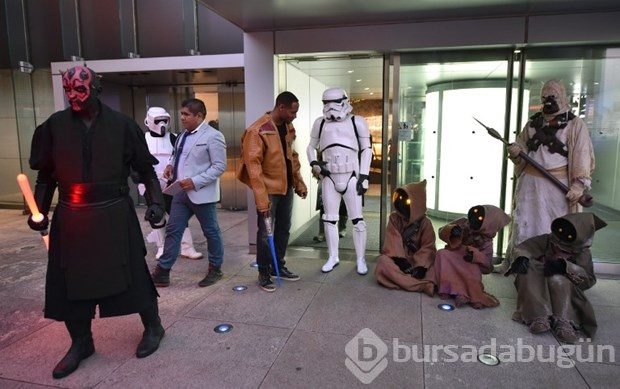 Yıldız Savaşları: Güç Uyanıyor rekora koşuyor