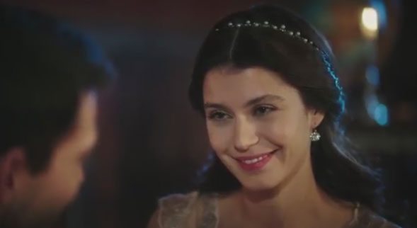 Beren Saat'in ücreti belli oldu