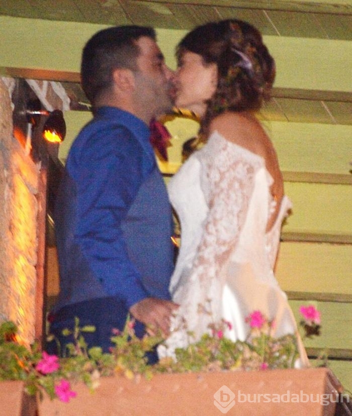 Ceyda Düvenci ve Bülent Şakrak evlendi