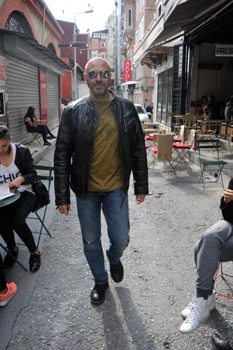 Demir Demirkan baba oluyor