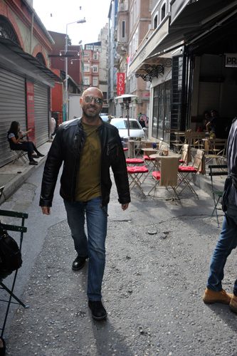 Demir Demirkan baba oluyor