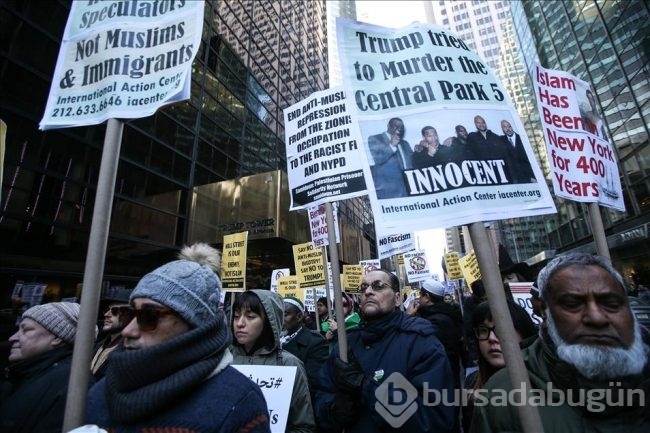 Cumhuriyetçi aday Trump New York'ta protesto edildi