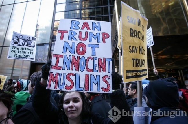 Cumhuriyetçi aday Trump New York'ta protesto edildi
