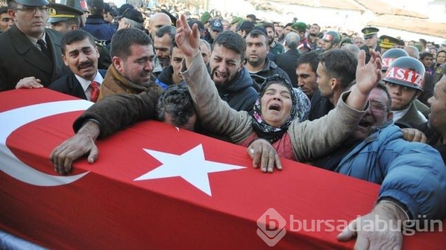 Manisa'da şehit Erdoğan Kayayı 2 bin kişi uğurladı