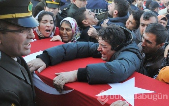 Manisa'da şehit Erdoğan Kayayı 2 bin kişi uğurladı