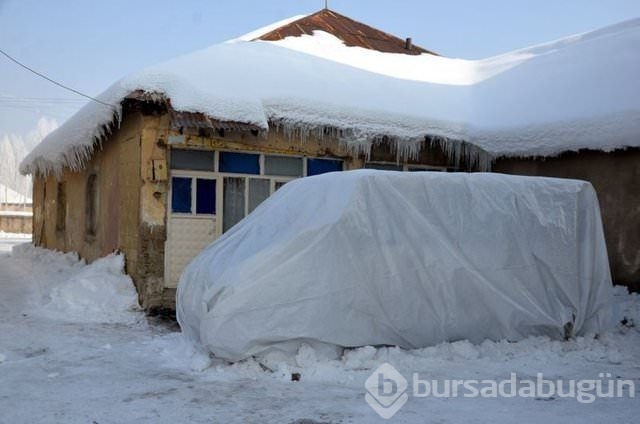 Doğu'da soğuk hava çamaşırları dondurdu	
