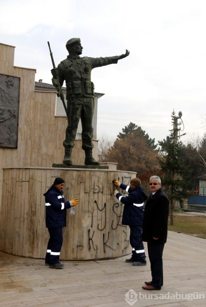 Şehitlere büyük saygısızlık