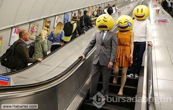 Neden emoji hastası olduk?