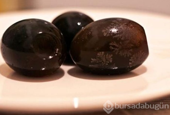 Çinlilerin özel yemeği: Asırlık yumurta