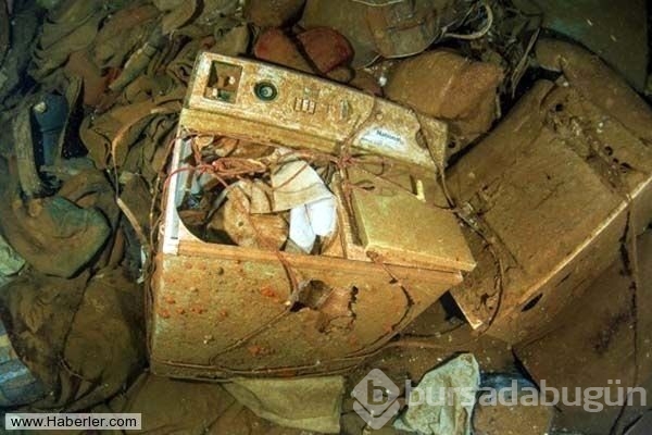 Batan gemideki eşyalar 24 senedir denizin dibinde