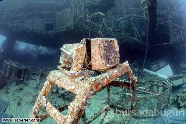 Batan gemideki eşyalar 24 senedir denizin dibinde