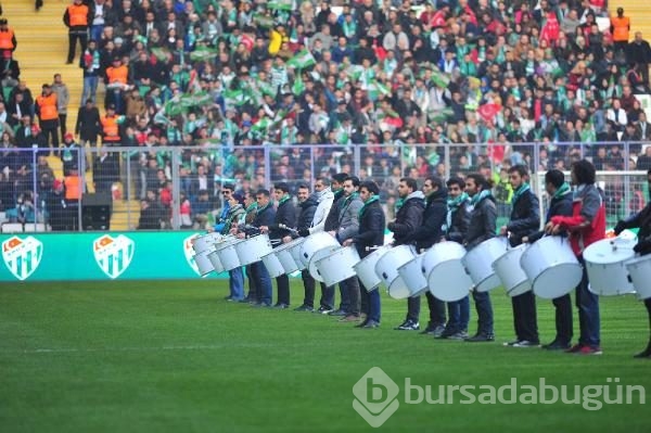 Bursa Büyükşehir Stadyumu hizmete açıldı	