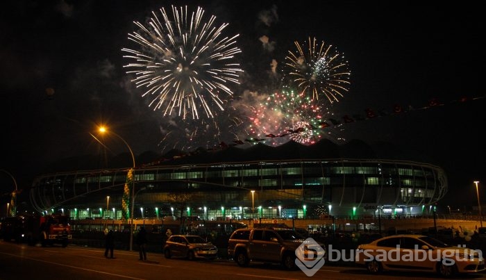 Bursa Büyükşehir Stadyumu hizmete açıldı	