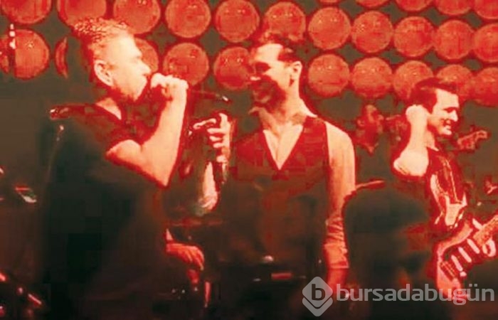 Kıvanç Tatlıtuğ ve Çağatay Ulusoy'dan şarkı şov