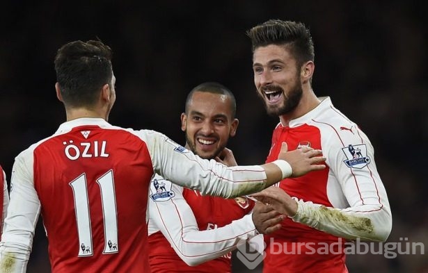 Mesut coştu Arsenal City'i yıktı!