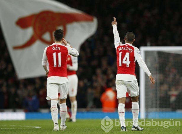 Mesut coştu Arsenal City'i yıktı!