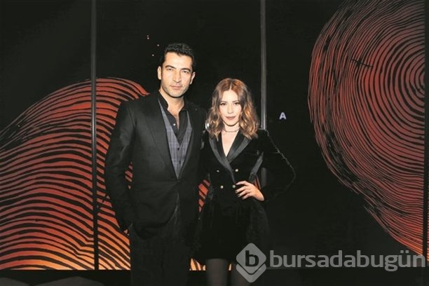 Kenan İmirzalıoğlu ile Sinem Kobal polis çevirmesine takıldı!