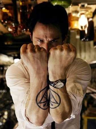 Hollywood yıldızı Keanu Reeves'ın sıradışı hayatı
