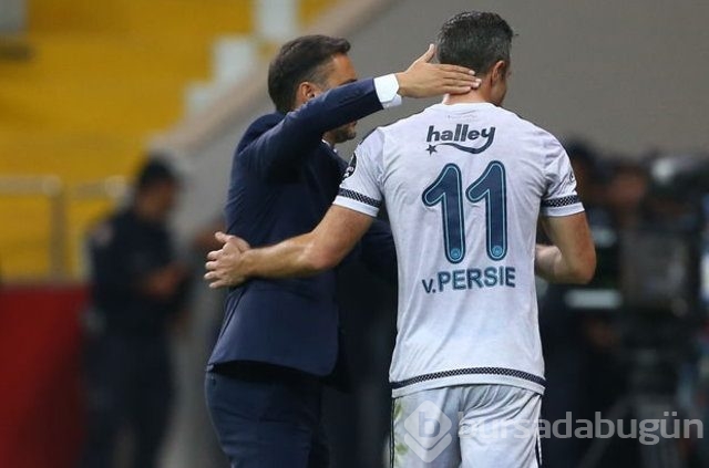 Van Persie krizi büyüyor!
