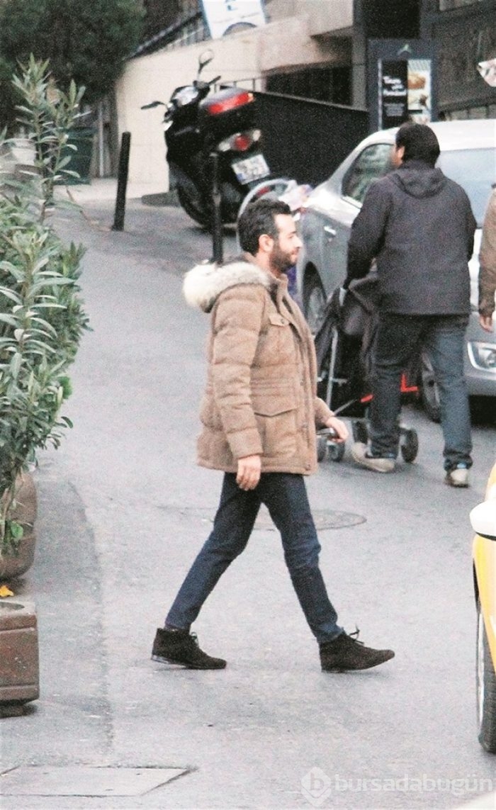 Yeni aşka 'Çapa' attı!