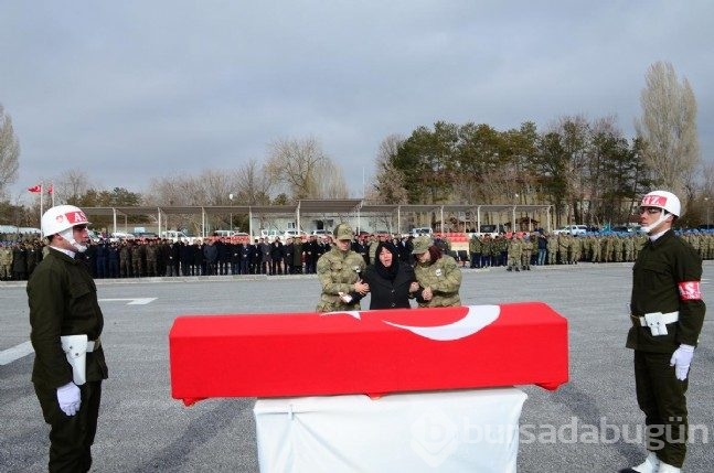Bitlis'te şehitlere hazin tören 